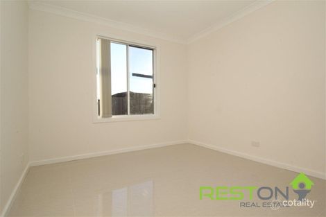 Property photo of 34 Strauss Road St Clair NSW 2759