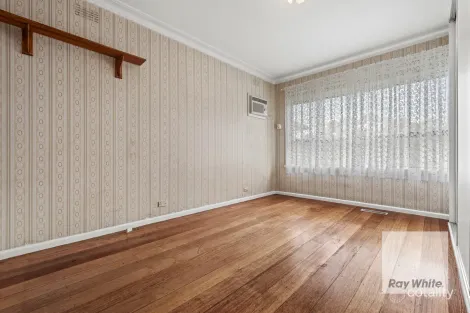 2 CAMPBELL ST, KINGSBURY, VIC 3083