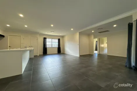 Property photo of 165 Darlington Drive Yarrabilba QLD 4207