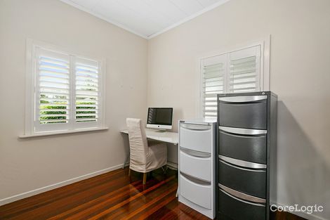 Property photo of 8 Crutchley Street Fairfield QLD 4103