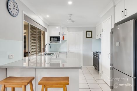 Property photo of 27 Hewett Drive Regency Downs QLD 4341