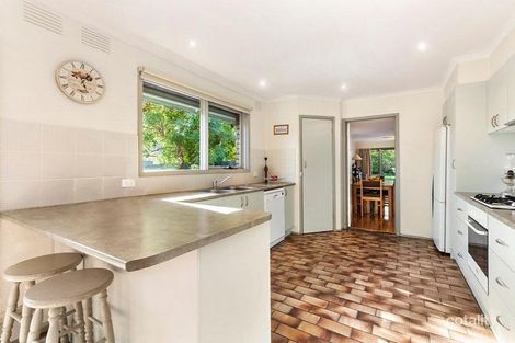 Property photo of 11 Coonawarra Drive Vermont South VIC 3133