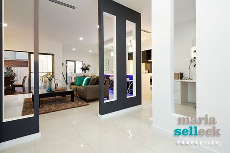 Property photo of 22 Cazneaux Crescent Weston ACT 2611