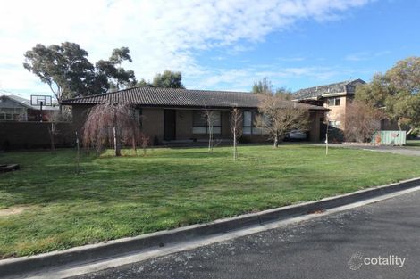 28 Midlands Dr, Ballarat North, VIC 3350