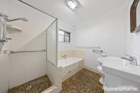 Property photo of 10/5 Robin Place Ingleburn NSW 2565