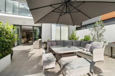 5303 Harbourview Dr, Hope Island, QLD 4212