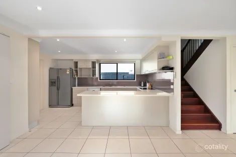 Property photo of 1/68 Moody Street Emerald QLD 4720