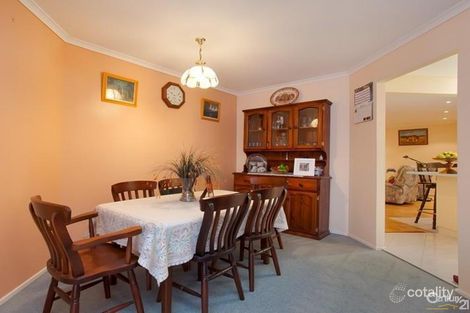 Property photo of 2 Curlew Close Mount Hutton NSW 2290