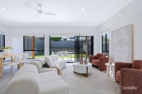 Property photo of 62 Kitchener Street Wynnum QLD 4178