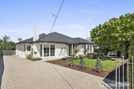 11 Fairmont Rd, Newtown, VIC 3220