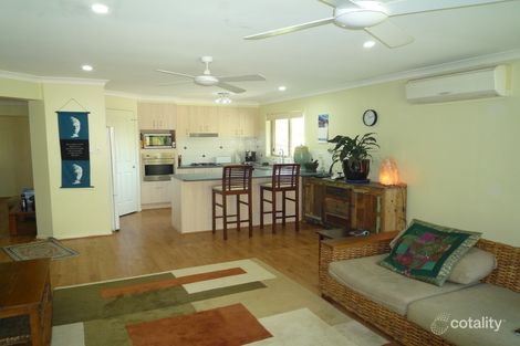 Property photo of 18 Bloomfield Place Beerwah QLD 4519