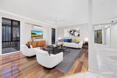 Property photo of 27 Beaumont Crescent Pacific Pines QLD 4211