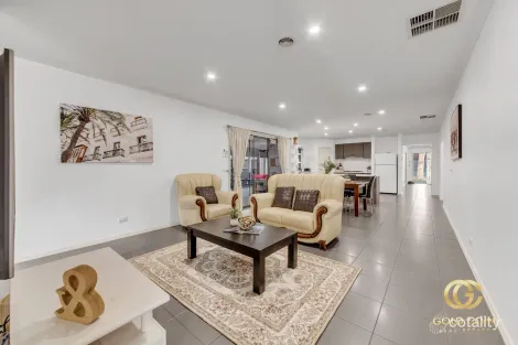 Property photo of 17 Dandelion Drive Berwick VIC 3806