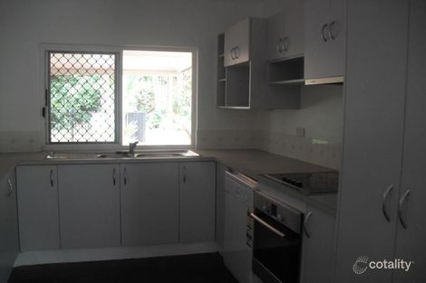 Property photo of 11 Red Bluff Crescent Kamerunga QLD 4870