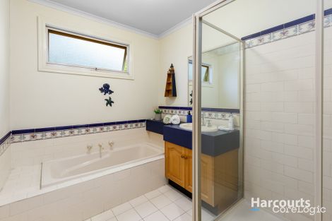 Property photo of 2 Ferrier Court Rowville VIC 3178