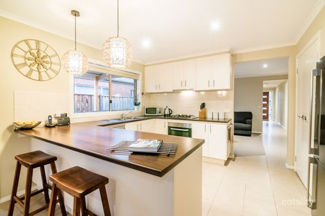 Property photo of 5 Longbow Terrace Cranbourne North VIC 3977