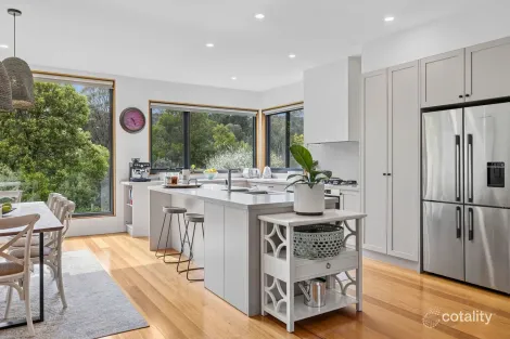 Property photo of 11 Kinter Road Eganstown VIC 3461