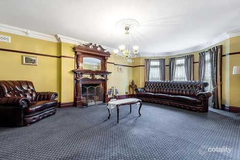 Property photo of 28 Skyline Drive South Morang VIC 3752