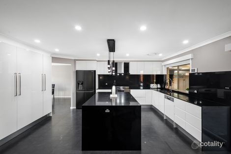 Property photo of 42 Aberdeen Circuit Glenmore Park NSW 2745
