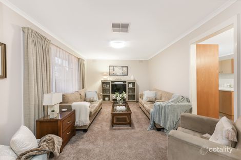 Property photo of 3 Rolland Court Endeavour Hills VIC 3802
