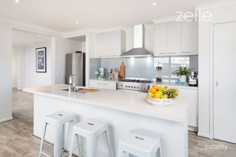 Property photo of 2 Rooney Avenue Killara VIC 3691