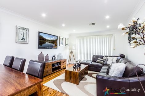 Property photo of 10 Phar Lap Close St Clair NSW 2759