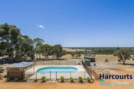 Property photo of 73 Wowra Drive Lennard Brook WA 6503