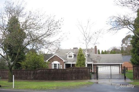 Property photo of 18 Inglis Road Berwick VIC 3806