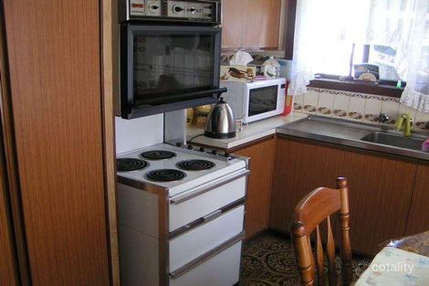 Property photo of 30 Eastern Avenue Newborough VIC 3825