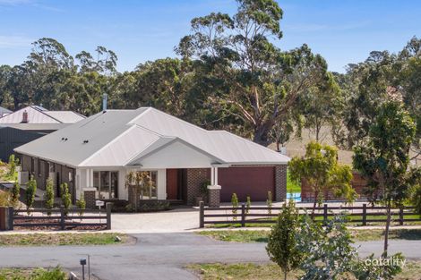 27 Blanchfield Dr, Kyneton, VIC 3444