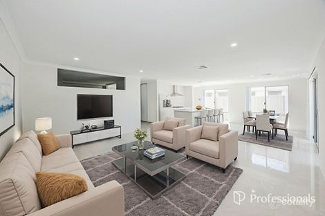 Property photo of 8 Kirkby View Eglinton WA 6034