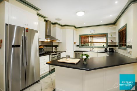 Property photo of 9 View Court Hillside VIC 3037