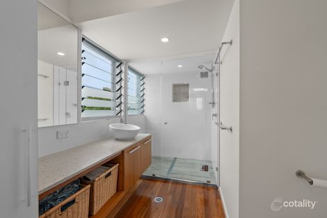 Property photo of 30 Muir Street Labrador QLD 4215
