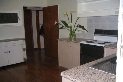 Property photo of 16 Sturdee Street Reservoir VIC 3073