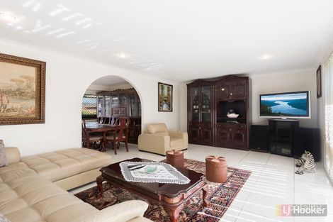 Property photo of 18 Grevillea Crescent Prestons NSW 2170