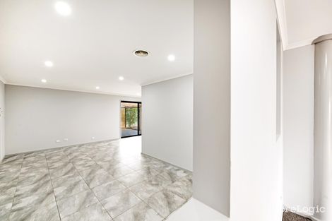 Property photo of 8 Mary Hall Circuit Dunlop ACT 2615
