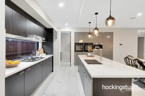 Property photo of 24 Stonewall Drive Donnybrook VIC 3064