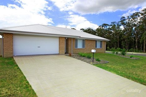 2 Nutans Crst, South Nowra, NSW 2541
