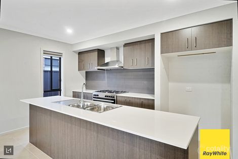 Property photo of 23 Guidance Way Tarneit VIC 3029
