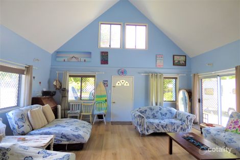 Property photo of 3 Summer Way Tin Can Bay QLD 4580