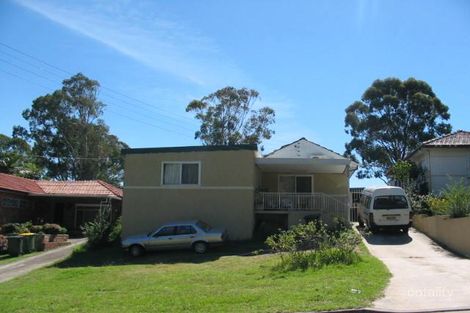 17 Tuncoee Rd, Villawood, NSW 2163