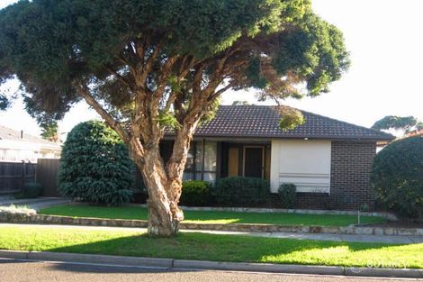 Property photo of 17 Bird Street Deer Park VIC 3023