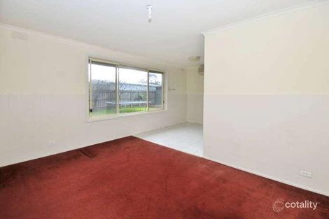 Property photo of 8 Novara Parade St Albans VIC 3021