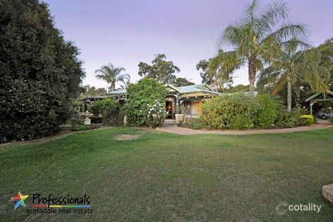 Property photo of 20 Chardonnay Grove Mount Nasura WA 6112