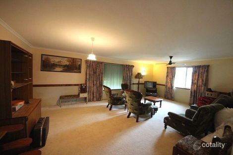 Property photo of 24 Rue Montaigne Petrie QLD 4502