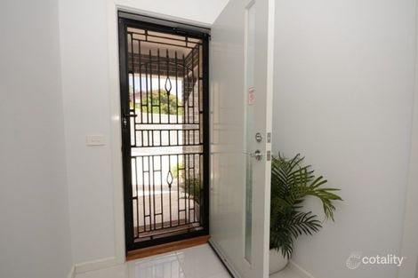 Property photo of 2/2A Warwick Road Wodonga VIC 3690