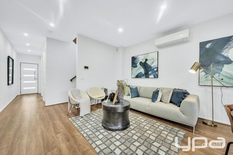 Property photo of 16C Hunsford Avenue Notting Hill VIC 3168