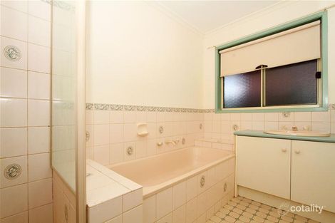 Property photo of 45 Lincolne Crescent Roxburgh Park VIC 3064