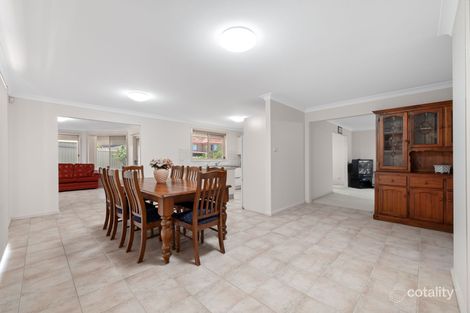 Property photo of 6 Solander Avenue West Hoxton NSW 2171