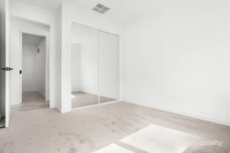 Property photo of 6 Sinopia Street Tarneit VIC 3029